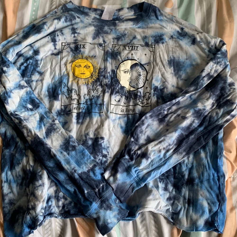 The sun and moon tarot car long sleeve shirt